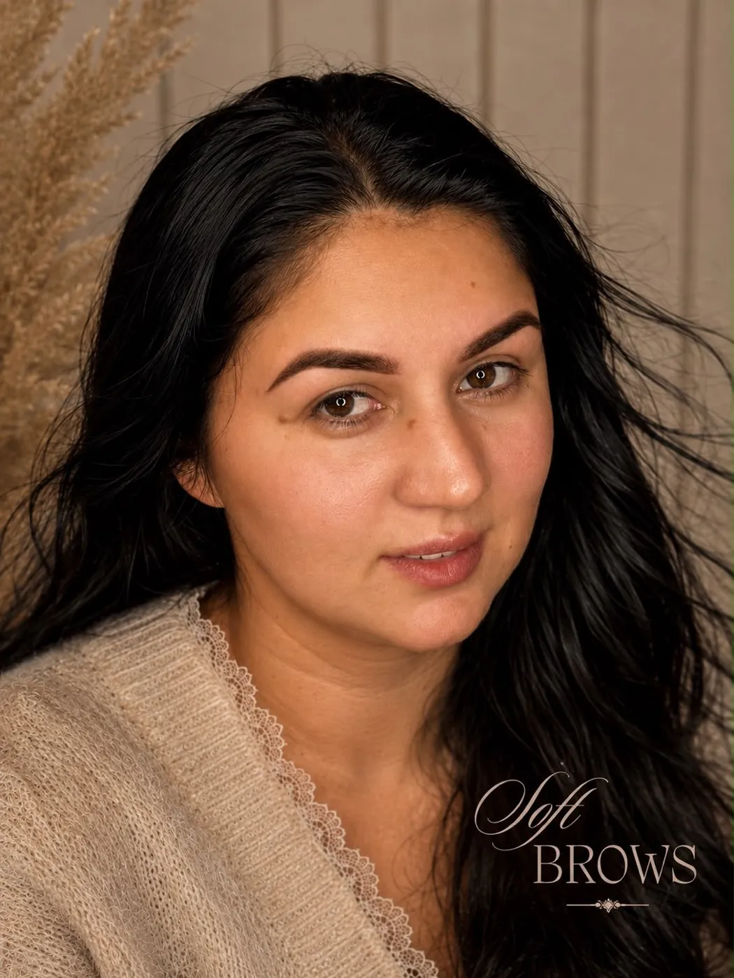 Sourcils Soft Brows sur un teint frais